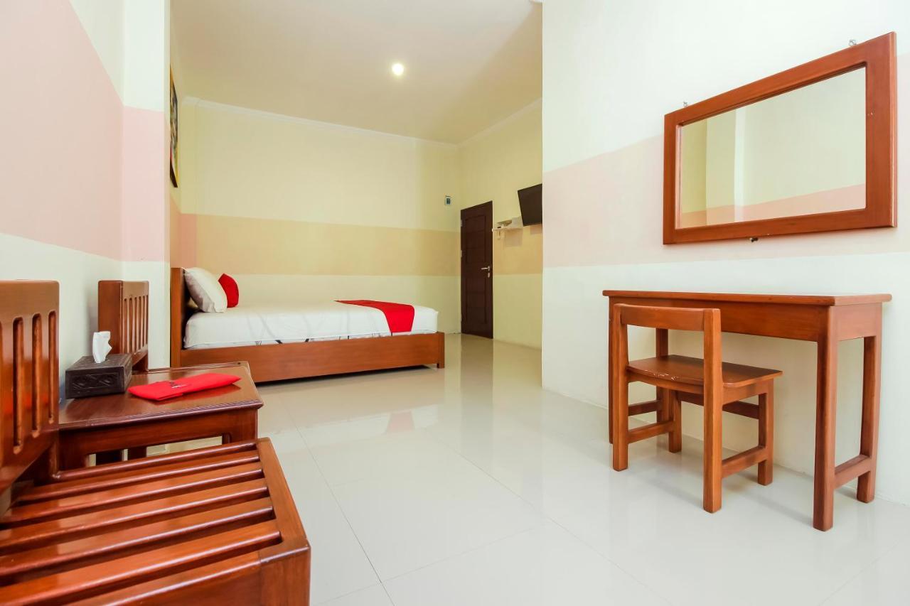 Reddoorz Near Jalan Jendral Sudirman Manado Hotel Exterior foto