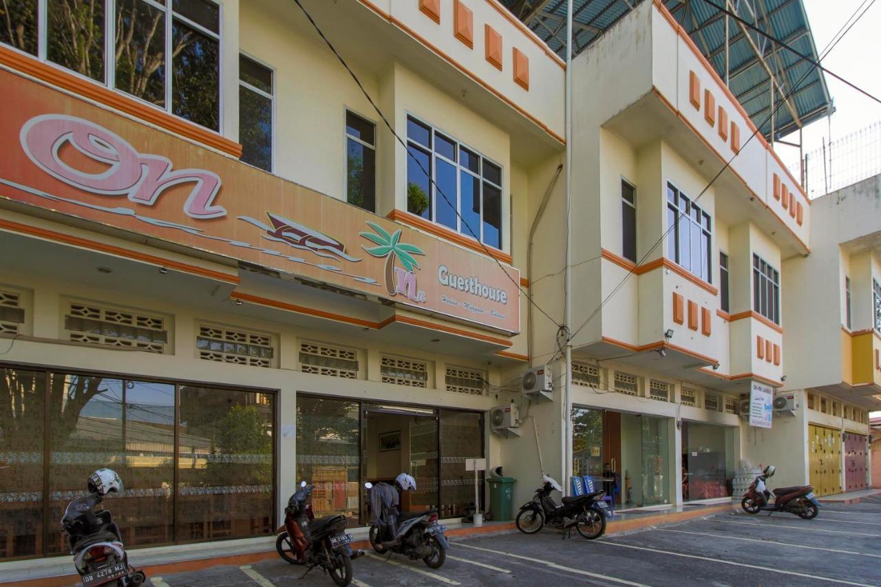 Reddoorz Near Jalan Jendral Sudirman Manado Hotel Exterior foto